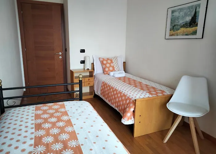 Sunset View 公寓 *